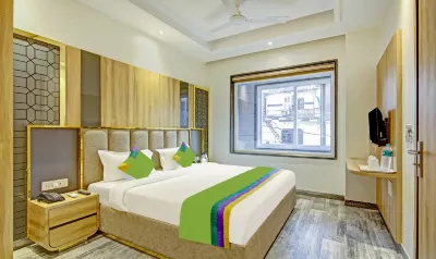Treebo Stellar Inn Hotels near Central Park