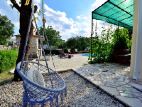 Neka Hotels in Vinisce
