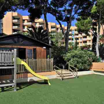 Globales Nova Others