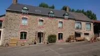 Chambres d'hôtes Proche Saint Malo et Mont Saint Michel - Kolam Renang