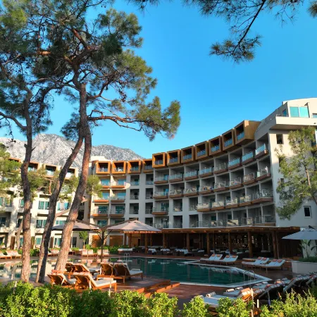 Rixos Sungate - the Land of Legends Access