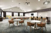 Homewood Suites by Hilton Manchester/Airport - parking