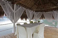 Lopez Beach Resort Hotel a Sipalay City