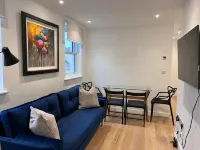 Chapel - Central Studio Apartment - شقق