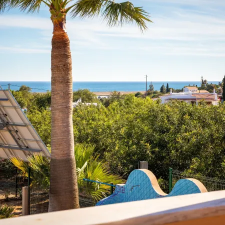 Apartamentos Monte Dos Avós, Albufeira by AlgarveBlossom