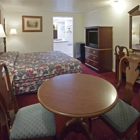 Americas Best Value Inn Lansing