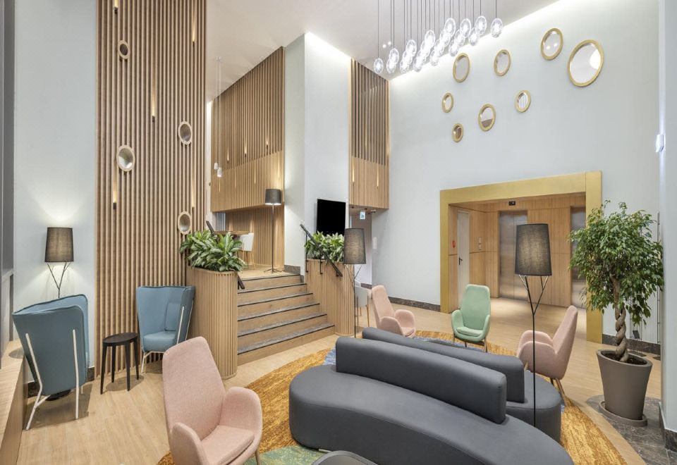 4. 힐튼 가든 인 ..