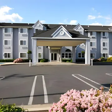 Microtel Inn & Suites by Wyndham Modesto Ceres