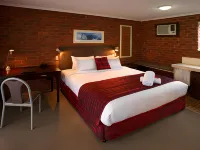Admiral Motor Inn Hotels in Red Hill