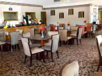Days Inn by Wyndham Staunton - breakfast