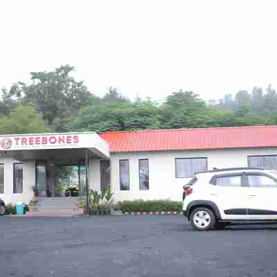 Treebones Resort and Adventure Park Hotel Exterior