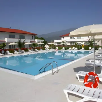 King's House Hotel Resort