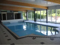 Castel de Pont-a-Lesse - Pools