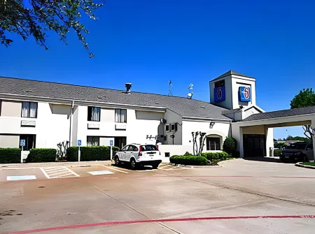 Motel 6 Plano, TX - West - Frisco