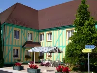 Logis Hôtel le Pan de Bois Hotels in Bucheres