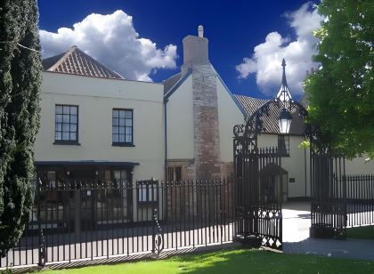 The Old Vicarage Hotel & Restaurant