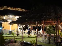 River View Resort at Chaewlan ラッチャプラパー ダム周辺のホテル