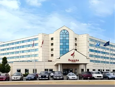 Delta Hotels Fargo Hotels near LOFT