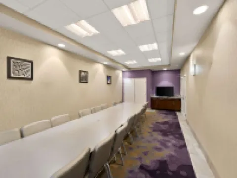 Comfort Inn & Suites Hotels in Lea County