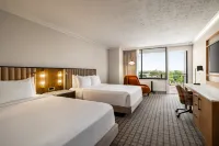 Crowne Plaza LOUISVILLE AIRPORT EXPO CTR by IHG - balcony
