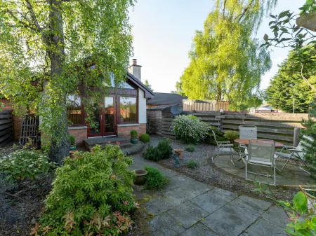 Skye Premier Отели рядом с достопримечательностью «The Coylumbridge Hotel FUNHOUSE»