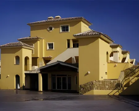 Hotel Apartamentos Vista Real Hoteles en San Roque