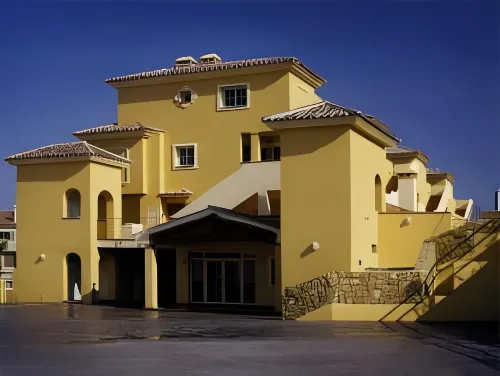 Apartamentos Vista Real Hotels in San Roque
