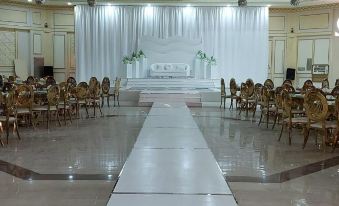 Al Salam Grand Hotel & Resort