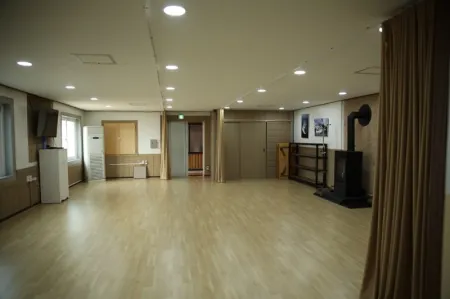 Pyeongtaek Sunset Memories Pension Отели рядом с достопримечательностью «Anjung-ri»