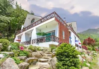 Inje Good Morning Pension Hotels near Inje Mountain Village Folk Museum