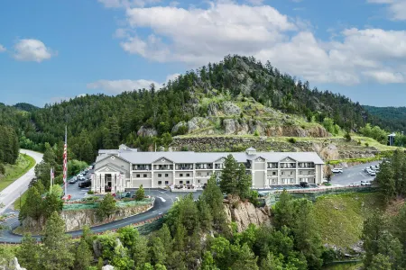 Baymont by Wyndham Keystone Near Mt. Rushmore Отели в г. Кистон