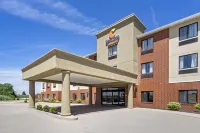 梅里爾維爾舒適套房飯店 - 近 US 30 梅里爾維爾住宿飯店