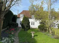 Cosy Daffodil Cottage Hotel di Dover
