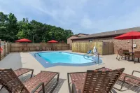Best Western Auburn/Opelika Inn - Pools
