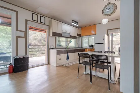 Cheoli and Miae Отели в г. Йонджу