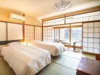 HOTEL SHIRAHAMAKAN Hotel dekat Hei-sogen Park