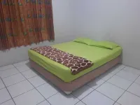 OYO 94212 Home Stay Syariah Annur Hotels in Kuningan