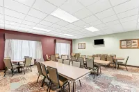 Best Western Holiday Manor