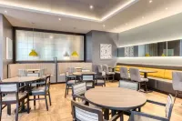 Premier Inn Dublin City Centre (North Docklands) - breakfast