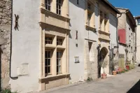 La Maison des Seigneurs Các khách sạn ở Lauris