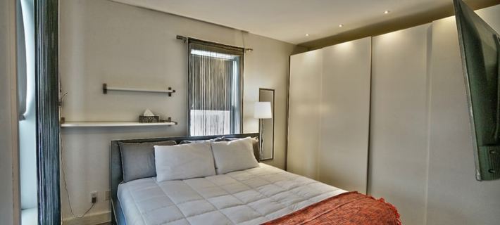 Downtown Sherby - Central, Parking, King Bed, Sleeps 3 Ξενοδοχεία στην πόλη Sherbrooke