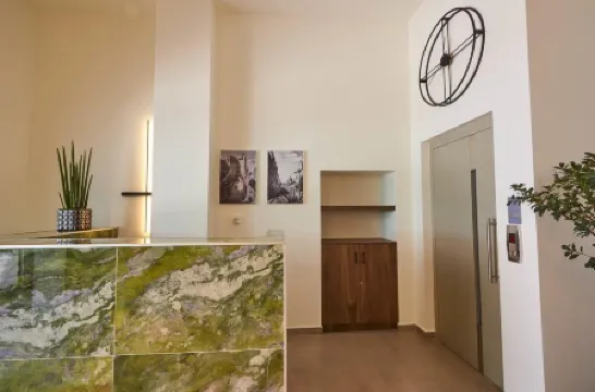 Elite Centre Отели рядом с достопримечательностью «Родос»