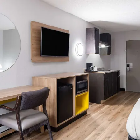 Days Inn by Wyndham Salisbury, NC