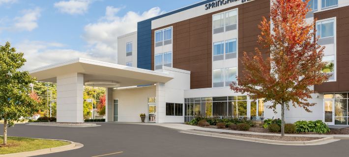 SpringHill Suites Wisconsin Dells Hotels in Sauk County