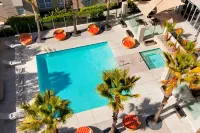 Aloft Silicon Valley - Pools