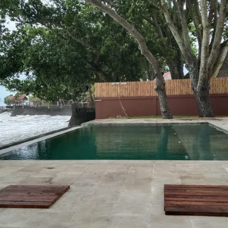 Hiromi Glamping Anyer Beach Resort