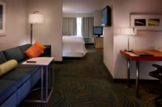 สปริงฮิลล์สวีทส์ บาย แมริออท มิสติก วอเทอร์ฟอร์ด โรงแรมใน