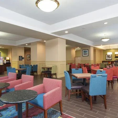 Hampton Inn Indianapolis Dwtn Across from Circle Centre