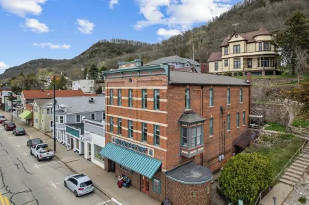 Big River Inn - 3 bedroom apartment in Alma