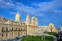 Landolina Palace Hotel - Airport Shuttle